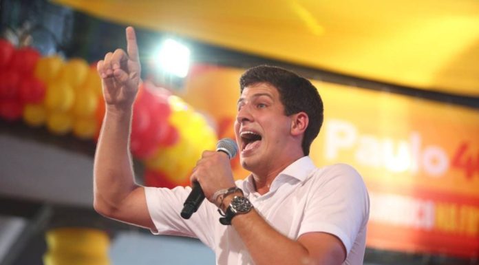 João Campos e “gabinete do ódio” impedidos de divulgar agressões pelo Whatsapp