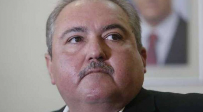 Secretário de Saúde de Pernambuco, André Longo é multado por falta de envio de informações