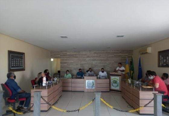 Câmara de Orocó aprova aumento de salário para prefeito, vice e secretários