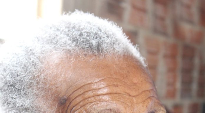 Prefeito de Lagoa Grande (PE), lamenta lamenta falecimento de Tia Teodora