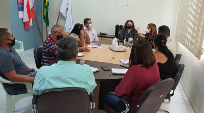 Secretária de Educação recebe equipe de Transição de Governo em Juazeiro