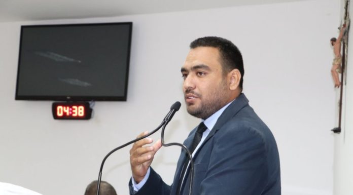 Gleidson Medrado na sessão final: “A população deu um duro recado a esta Câmara”