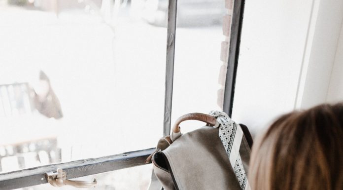 Número de ingressantes no Ensino a Distância é maior do que no ensino presencial na rede privada