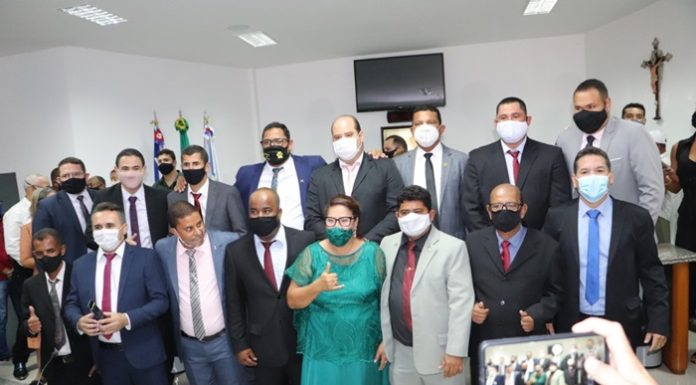 Suzana parabeniza nova Mesa Diretora da Câmara de Vereadores de Juazeiro