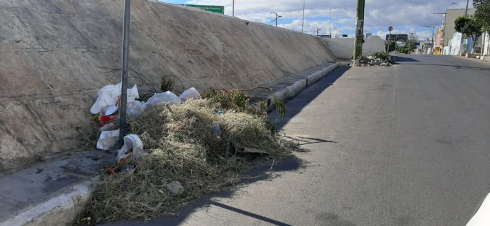 População continua sujando as ruas de Juazeiro (BA)