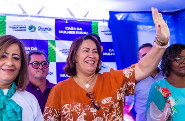 Em clima de emoção, Suzana Ramos concretiza antigo sonho em Juazeiro