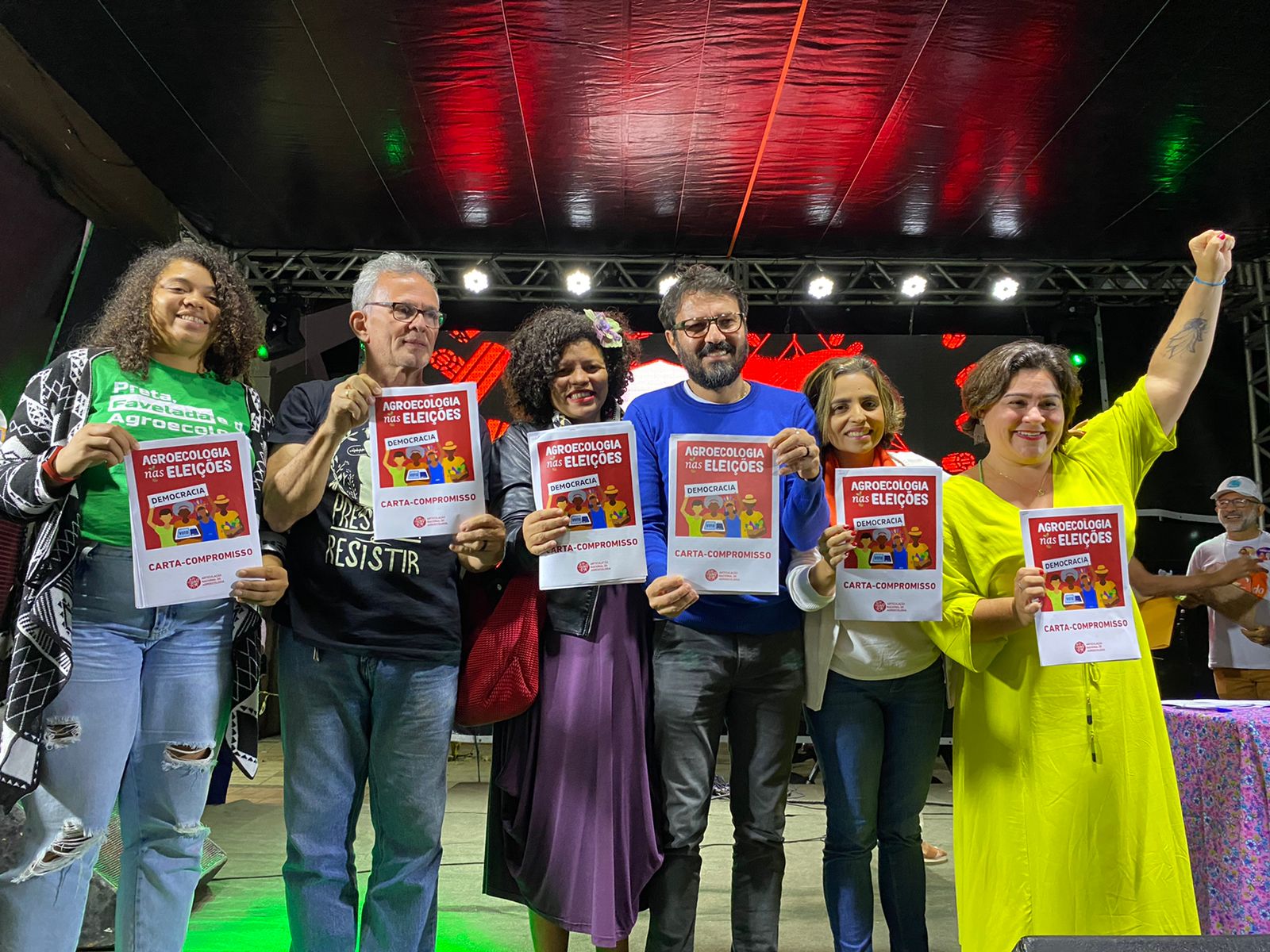 Candidata ao senado Eugenia Lima assina carta-compromisso com a agroecologia e democracia em Pernambuco