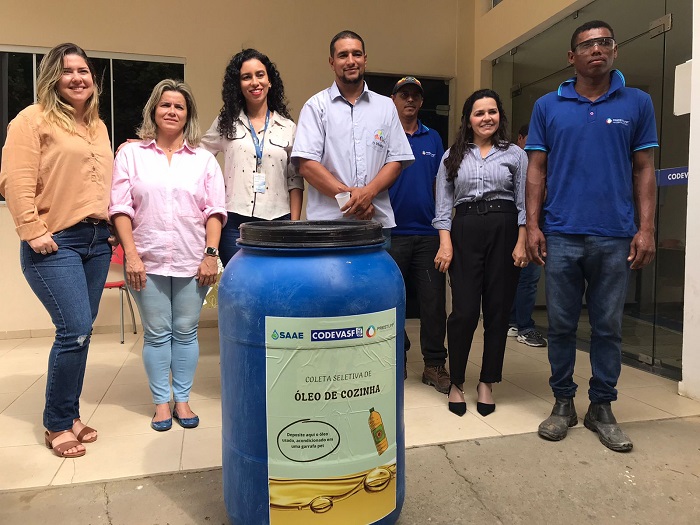 SAAE de Juazeiro amplia coleta de óleo de cozinha usado