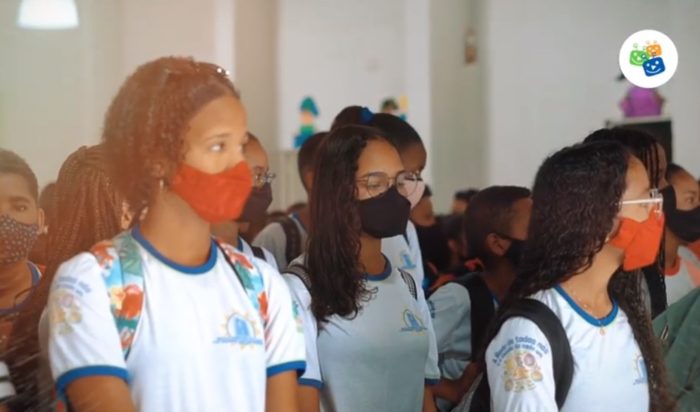 Prefeitura de Juazeiro homenageia estudantes no seu dia. Confira o vídeo