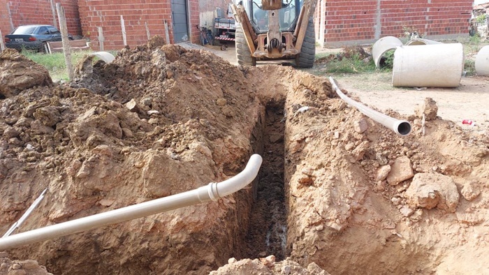 Prefeitura de Juazeiro amplia abastecimento de água no Loteamento Nossa Senhora das Grotas