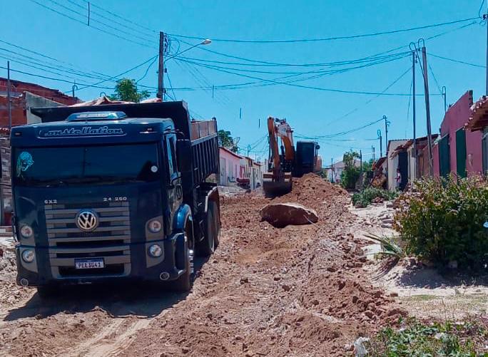 Prefeito George Duarte anuncia pavimentação asfáltica para a Rua Pôr do Sol, no Mandacaru; Obras já começaram