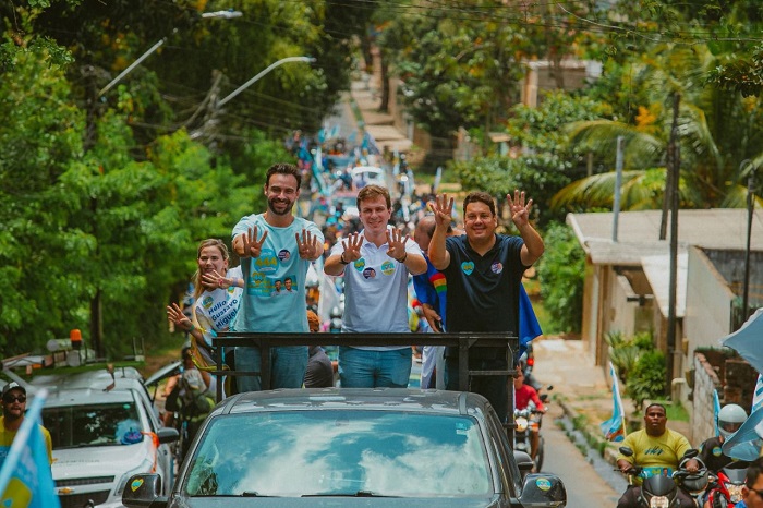 Na reta final do primeiro turno, Miguel faz grande motociata do Recife a Camaragibe
