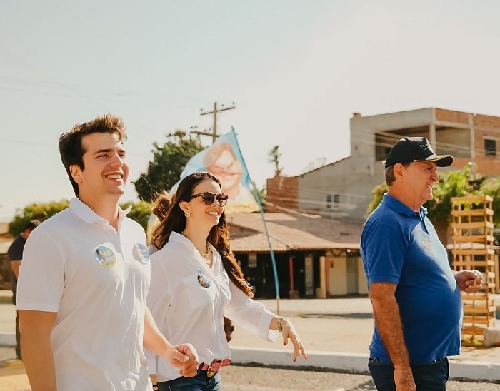 Lagoa Grande (PE): Vice-prefeita Catharina Garziera faz ‘corpo a corpo’ ao lado de Antônio Coelho na feira livre de Vermelhos