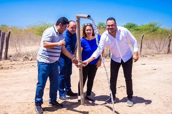 Progresso e dignidade: Prefeitura de Juazeiro atende comunidade e leva água para famílias do Morrão