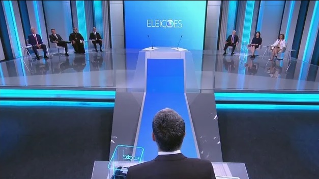 Debate na Globo tem batalha de direitos de resposta, acusações de corrupção e discussões sobre pandemia, educação, fome e desmatamento