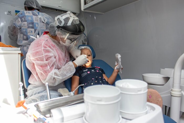 Ação de promoção da Saúde Bucal é realizada pela Prefeitura de Juazeiro no Residencial Brisa da Serra