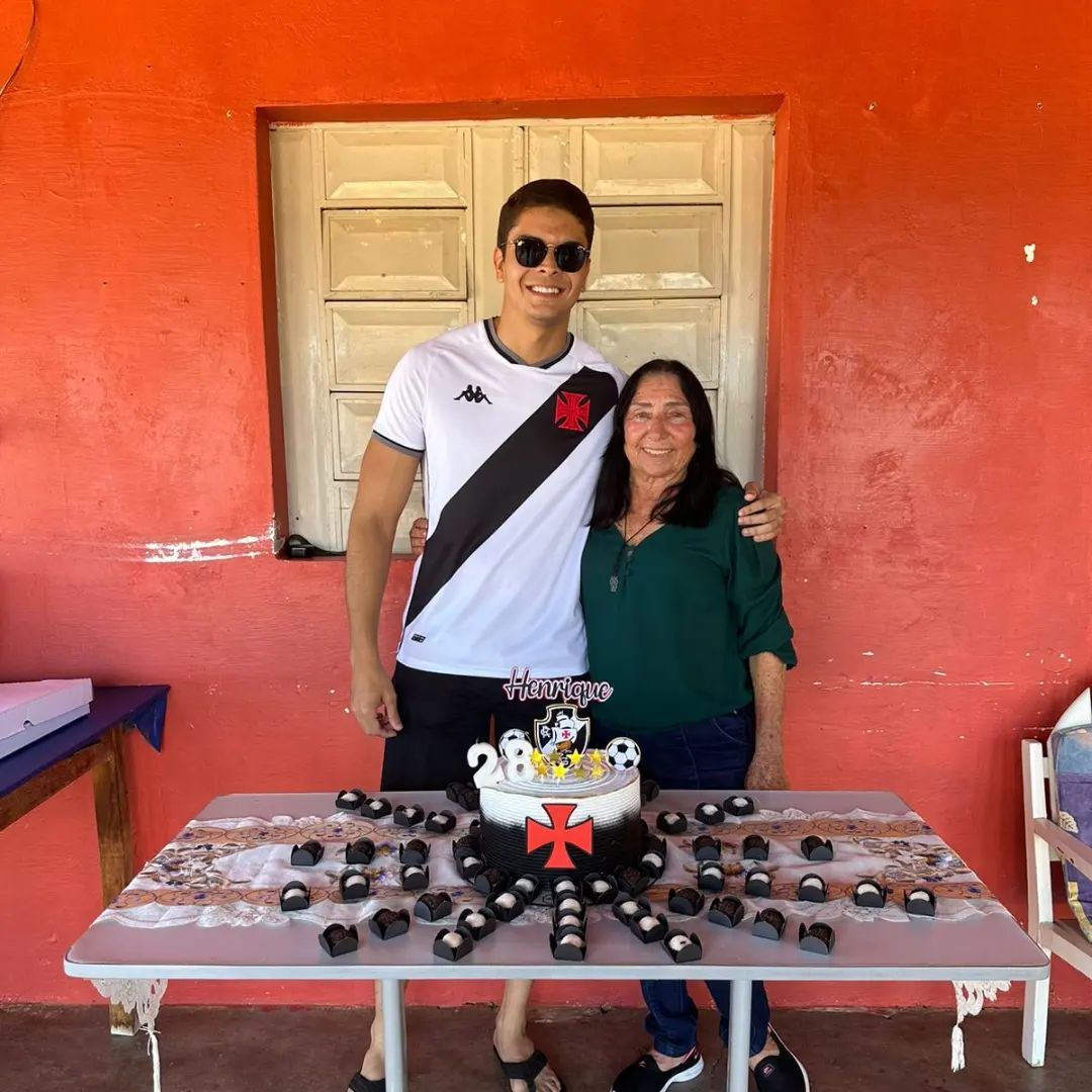 Bolo com recheio político