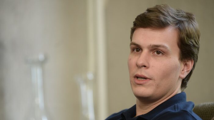 “Raquel ainda precisa imprimir a sua marca de gestão”, diz Miguel Coelho