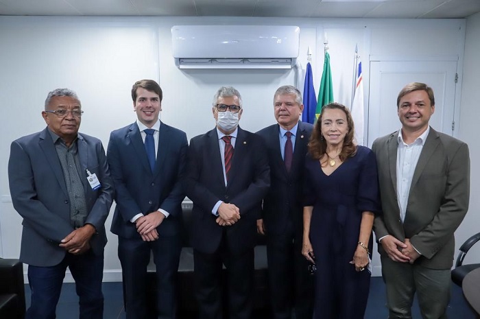 Em audiência com presidente do TJPE, Antonio Coelho e vereadora Maria Helena solicitam maior agilidade no julgamento das indenizações de ex-mutuários da Cohab