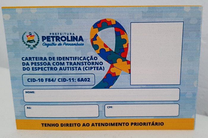 Abril Azul: Carteirinha para pessoas com autismo reforça prioridade no atendimento em Petrolina