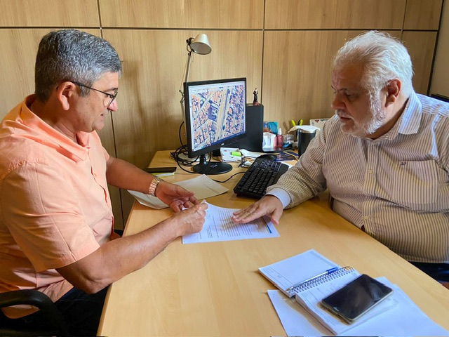 No Recife, prefeito George Duarte vai ao Palácio do Governo do Estado e reforça cobrança para reestruturação da Compesa em Santa Maria