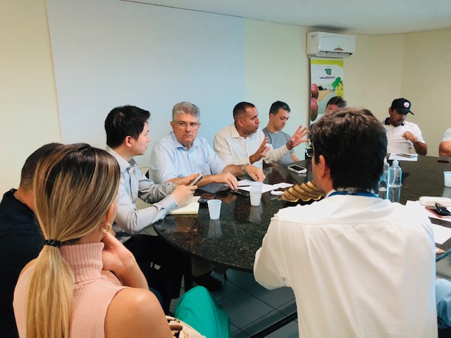 Guilherme Coelho participa de reunião com investidor chinês promovida pelo secretário de Agricultura da Bahia Wallison Tum