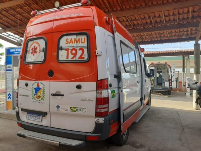 Samu Juazeiro: Prefeitura alerta que atendimento está prejudicado por retenção de macas nas unidades hospitalares