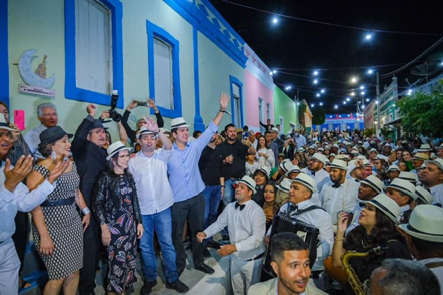 George Duarte comemora ampliação da estrutura da Serenata e afirma: “Faremos a maior e melhor festa da história de Santa Maria”