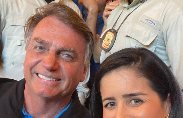 “Para Petrolina não tem ninguém melhor que Lara”, disse Bolsonaro em visita a Pernambuco