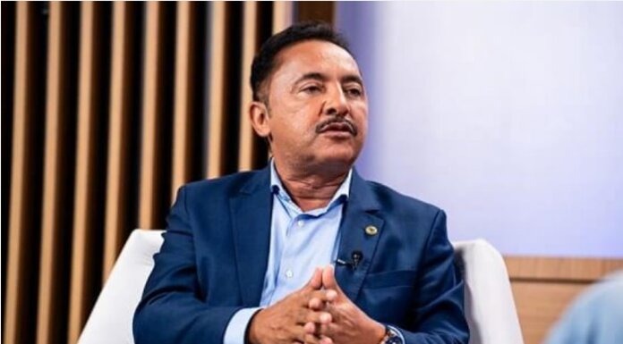 PV retira candidatura de Roberto Carlos em Juazeiro e declara apoio a Andrei Gonçalves