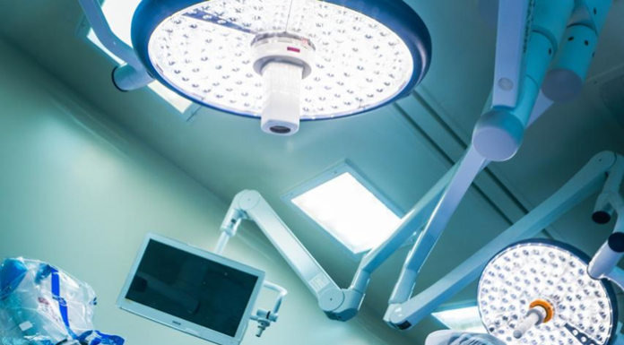 Cirurgias robóticas devem revolucionar cuidados médicos até 2035