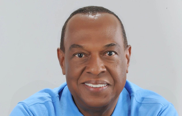 Ednaldo Barros reafirma candidatura e denuncia Fake News em Sento Sé: ‘Sou Candidato e Vou Lutar pelo Futuro’