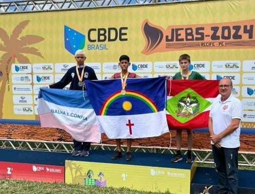 Alunos das escolinhas de atletismo da APA brilham nos Jogos Escolares Brasileiros