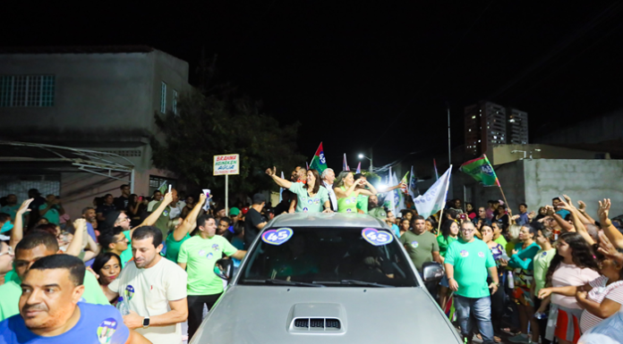 Suzana Ramos mobiliza multidão no Maringá e fortalece campanha de reeleição em Juazeiro