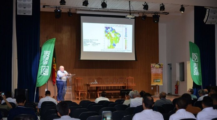 Palestra sobre clima movimenta produtores rurais em Petrolina