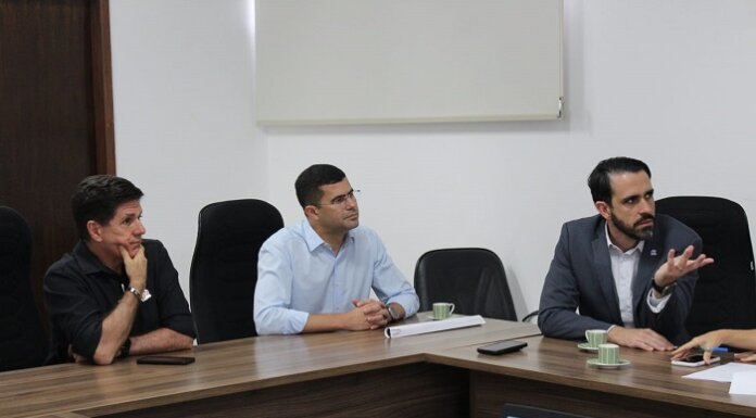 Secretário da SNSH e equipe participam de reunião na Codevasf em Juazeiro