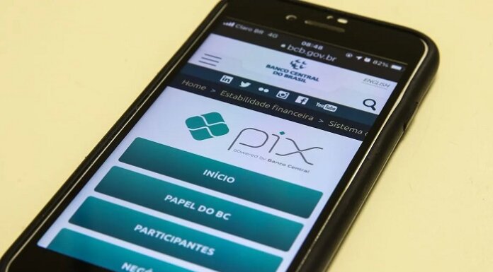 Pix poderá ter função cartão de crédito, diz presidente do BC