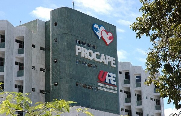 UPE abre seleção para contratação de 104 médicos com salários de até R$ 11,5 mil