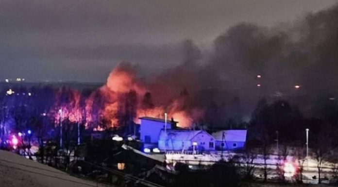 Vídeo: avião cargueiro da DHL cai e deixa 1 morto na Lituânia