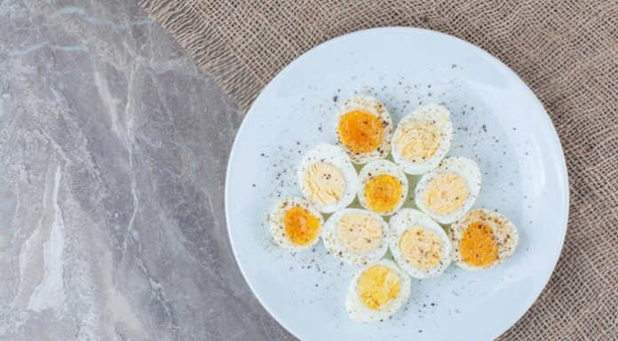 Dieta do ovo no mundo das influenciadoras: Nutricionista alerta para os riscos e destaca importância de equilíbrio alimentar