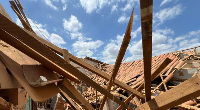 Desabamento de teto no hospital de Curaçá atinge equipamentos e gera preocupação na Comunidade