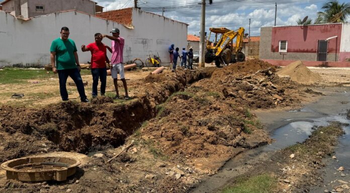 Prefeitura de Curaçá intensifica limpeza em bairros após chuvas fortes