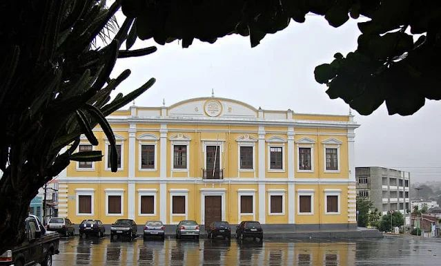 Prefeitura de Senhor do Bonfim abre processo seletivo para contratação de professores da EPJA, inscrições iniciam nesta quinta (9)