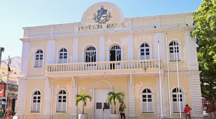 APLB Sindicato informa aos trabalhadoes em educação que o abono férias será pago nesta quarta-feira (15)