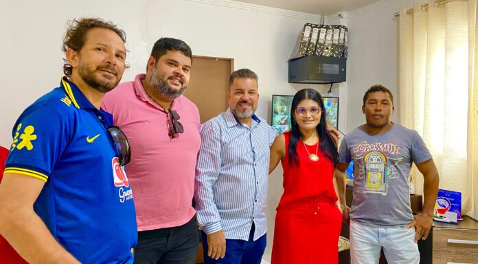 Prefeita Catharina Garziera e Secretaria de Educação fortalecem cultura com apoio à Paixão de Cristo ‘O Nazareno