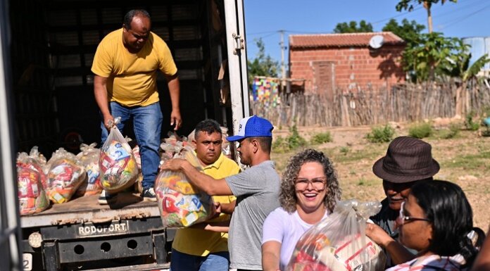 Juazeiro avança no Combate à Fome: Força tarefa das secretarias do município, realiza a entrega de mais 75 cestas do Programa Bahia sem Fome