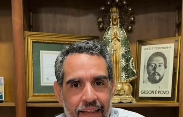 Em meio a dificuldades, Anísio Viana anuncia reajuste acima do Piso Nacional