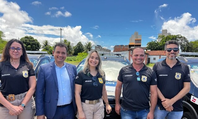 Andrei Gonçalves recebe novas viaturas para reforçar segurança em Juazeiro