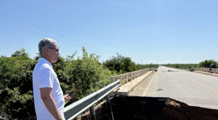 Prefeitura de Juazeiro monitora trecho da BA-210 que rompeu nesta sexta-feira (31)