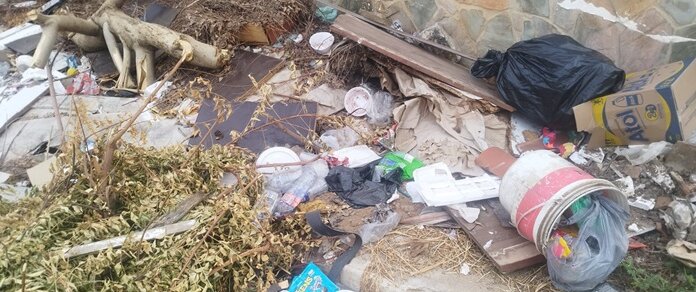 Moradores de Juazeiro reivindicam solução para acúmulo de lixo nas Ruas